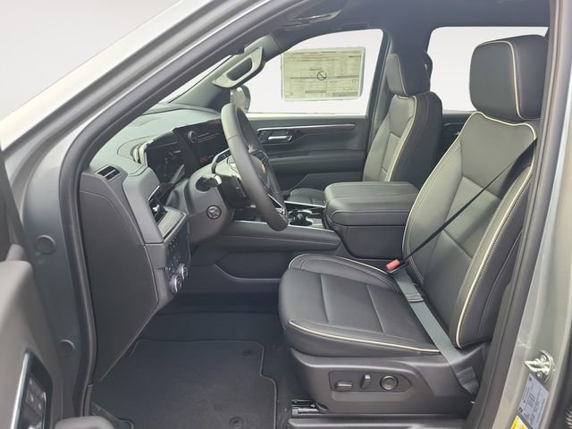 2025 Chevrolet Tahoe Premier photo 4