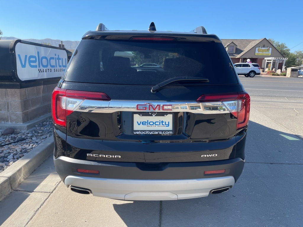 2023 Gmc Acadia SLT photo 2