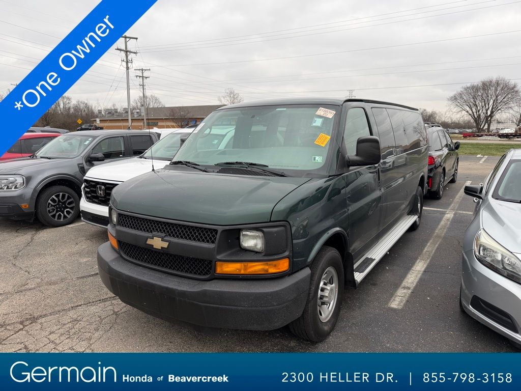2014 Chevrolet Express Passenger LS's photo