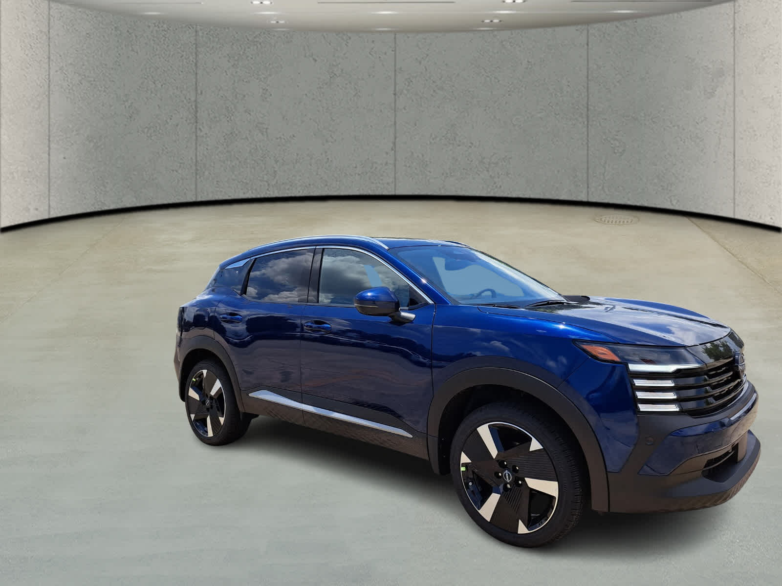 2025 Nissan Kicks SR photo 3