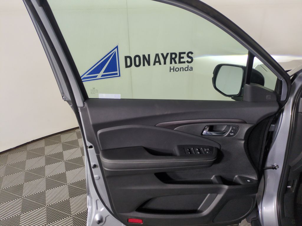 2026 Honda Ridgeline RTL photo 10