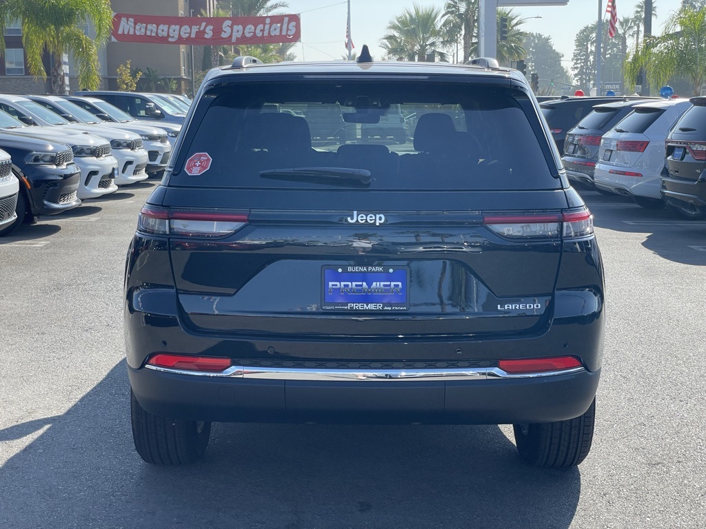 2025 Jeep Grand Cherokee Laredo X photo 5
