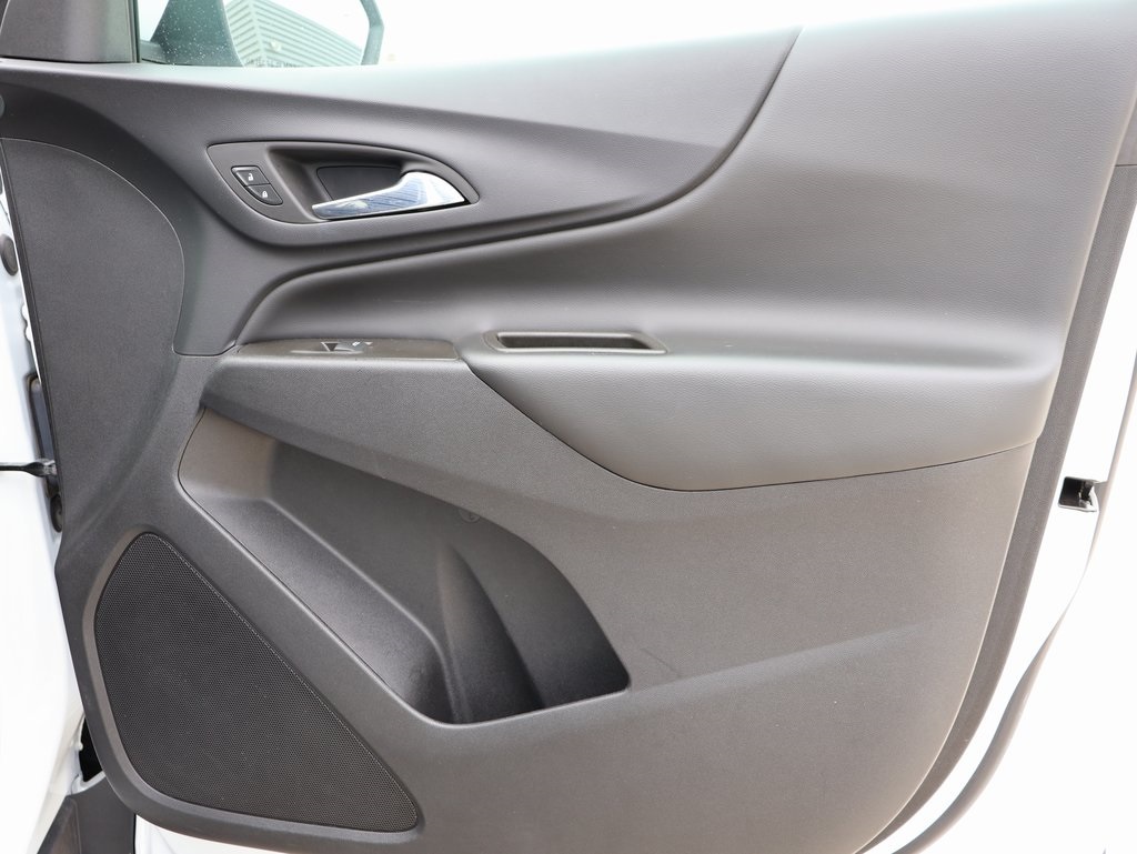 2023 Chevrolet Equinox LT photo 8