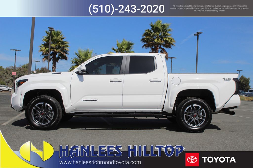 2024 Toyota Tacoma TRD Sport 4x4 photo 2