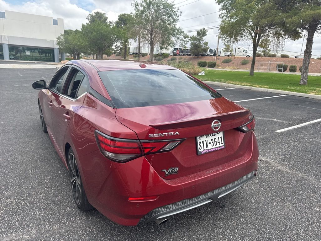 2023 Nissan Sentra SR photo 15