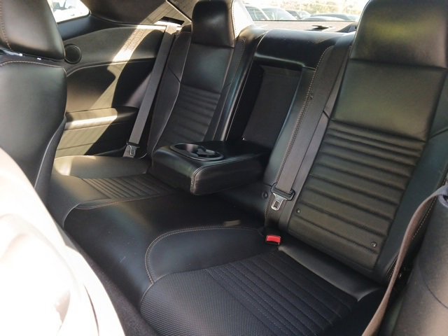 2016 Dodge Challenger R/T Plus Shaker photo 24