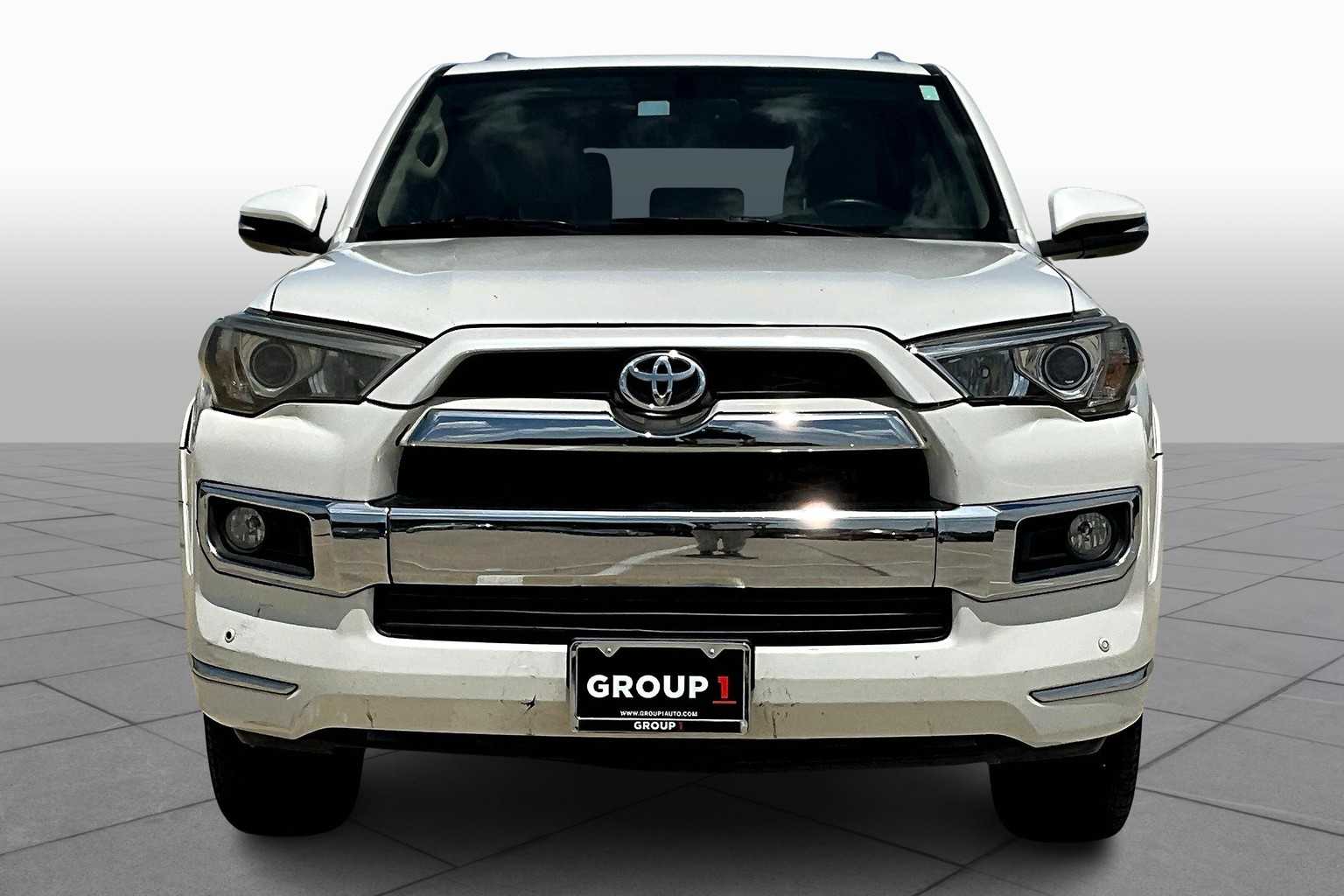 2015 Toyota 4Runner Limited photo 2