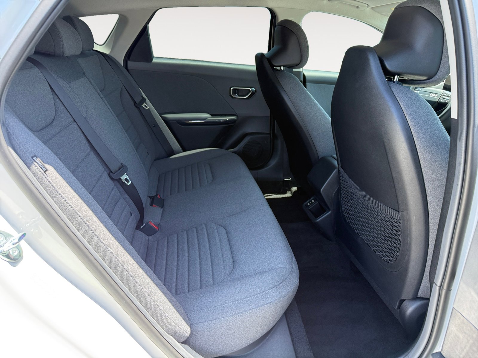2025 Kia K4 EX photo 18