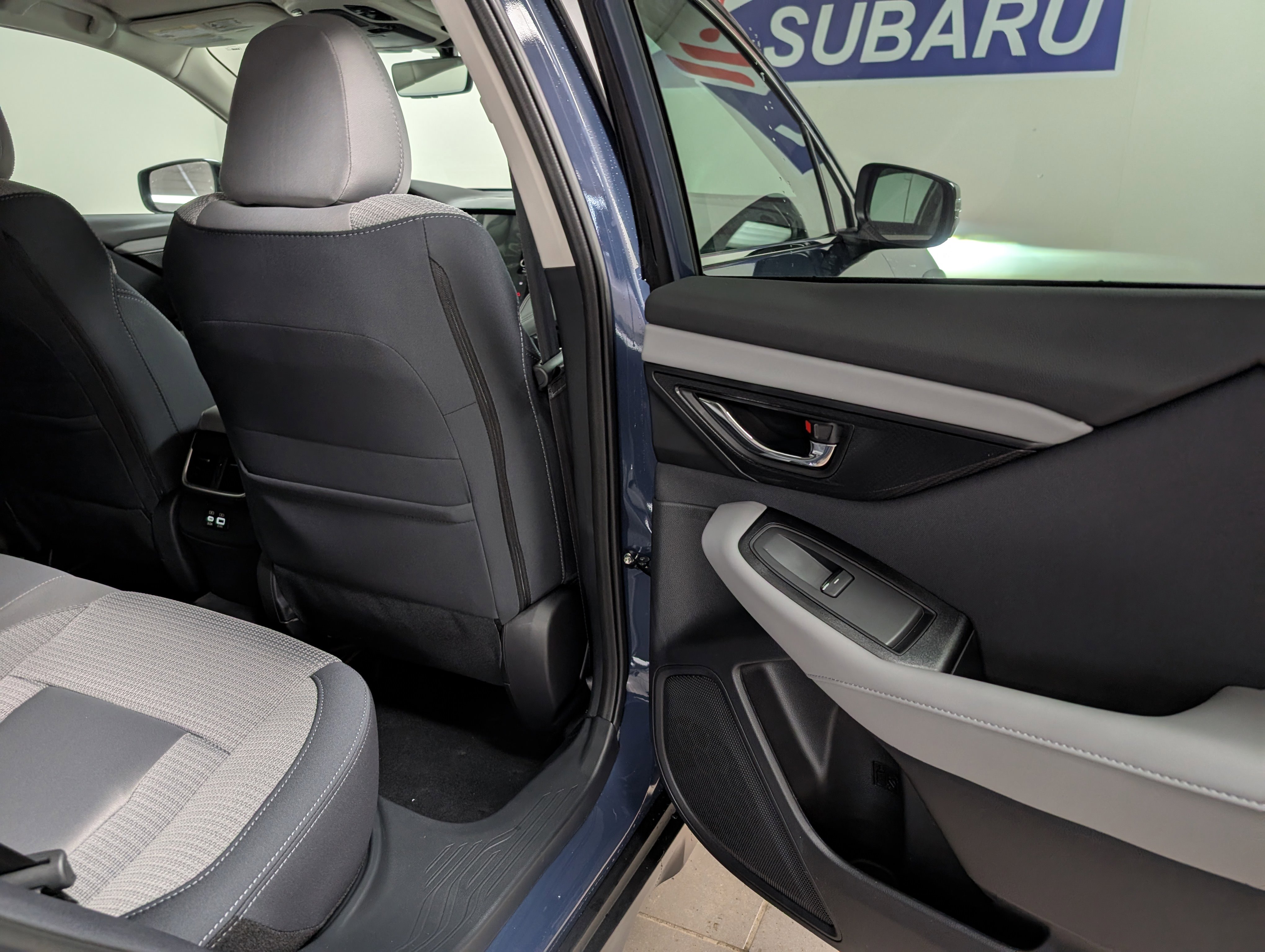 2025 Subaru Outback Premium photo 17