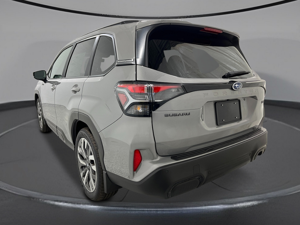 2025 Subaru Forester Touring photo 2
