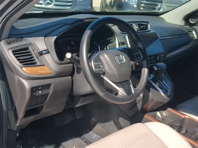2018 Honda CR-V Touring photo 2