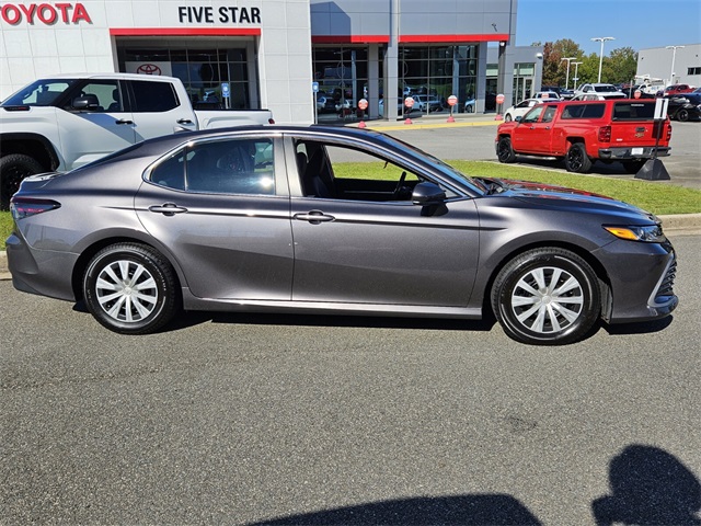 2023 Toyota Camry Hybrid LE photo 11