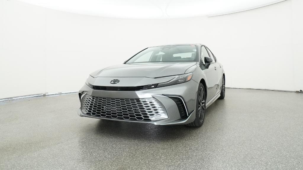 2025 Toyota Camry XSE photo 3