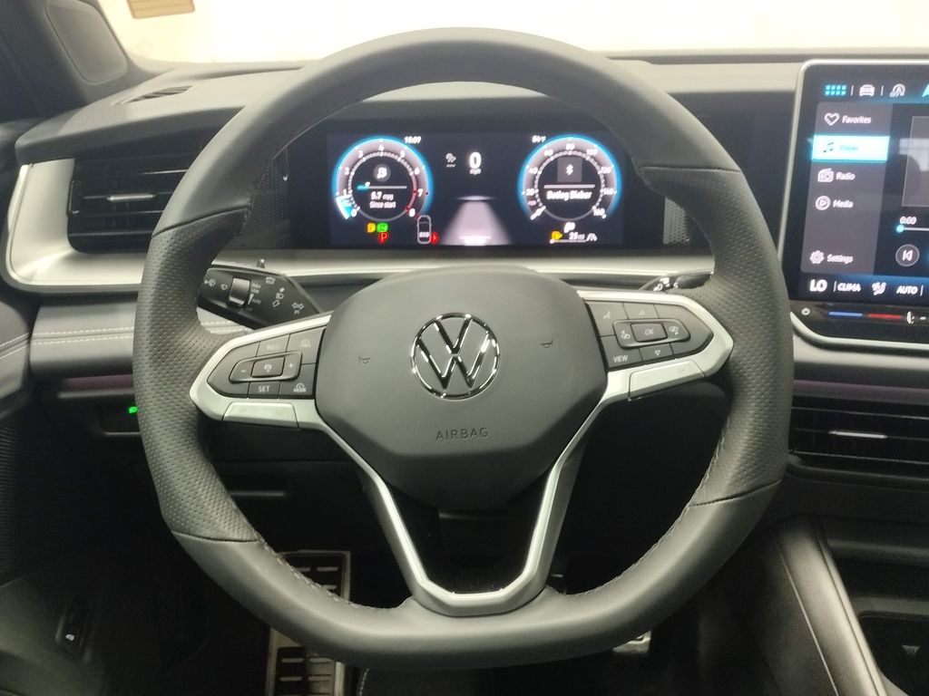 2025 Volkswagen Tiguan SE R-Line Black photo 23