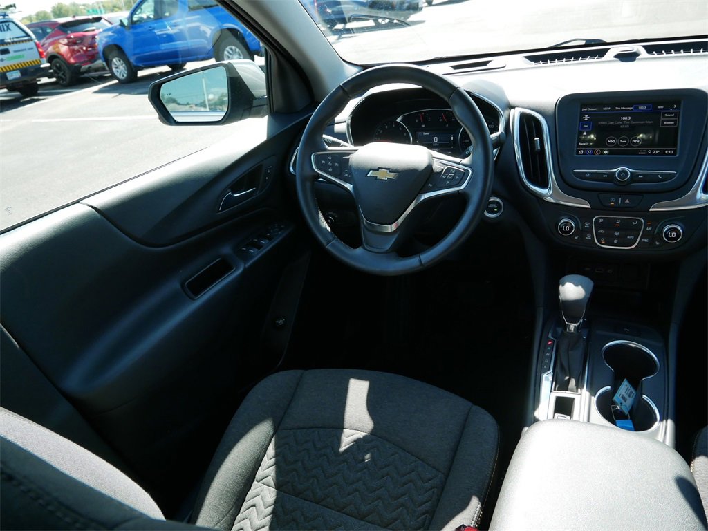 2024 Chevrolet Equinox LT photo 12
