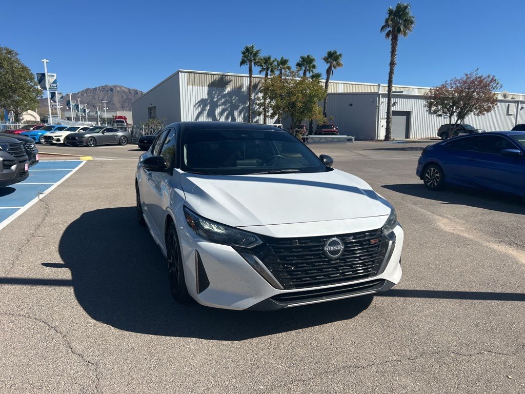 2024 Nissan Sentra SR photo 3