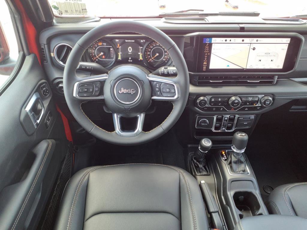 2024 Jeep Wrangler Sahara photo 3