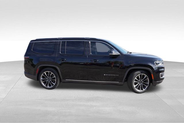 2022 Jeep Wagoneer Series III photo 2