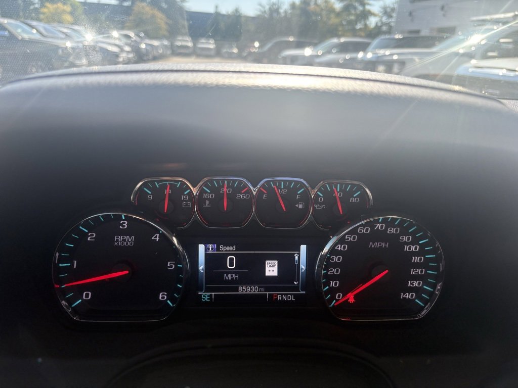 2019 Chevrolet Tahoe LT photo 18