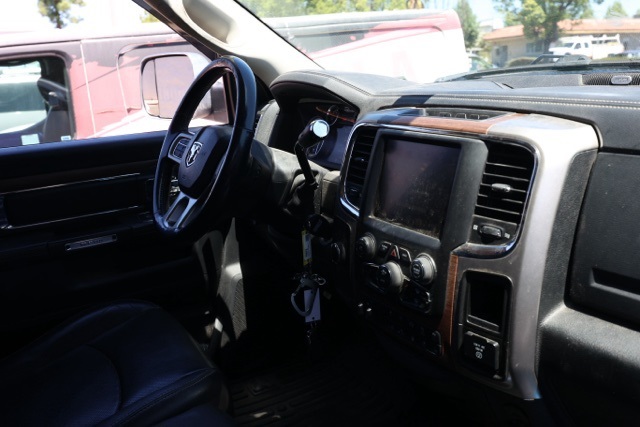 2016 Ram 2500 Laramie photo 18