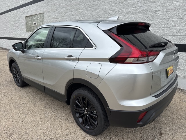 2025 Mitsubishi Eclipse Cross LE photo 6