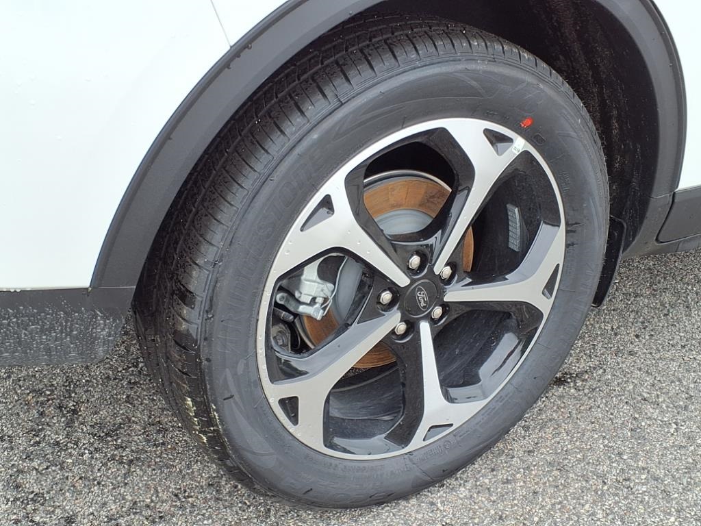 2025 Ford Escape Hybrid ST-Line Select photo 3