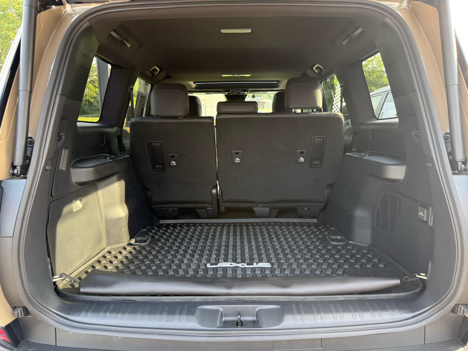 2024 Lexus GX 550 Overtrail photo 28