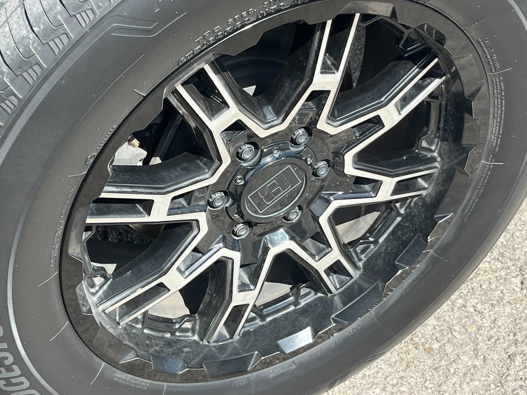 2022 Chevrolet Silverado 1500 Custom photo 5