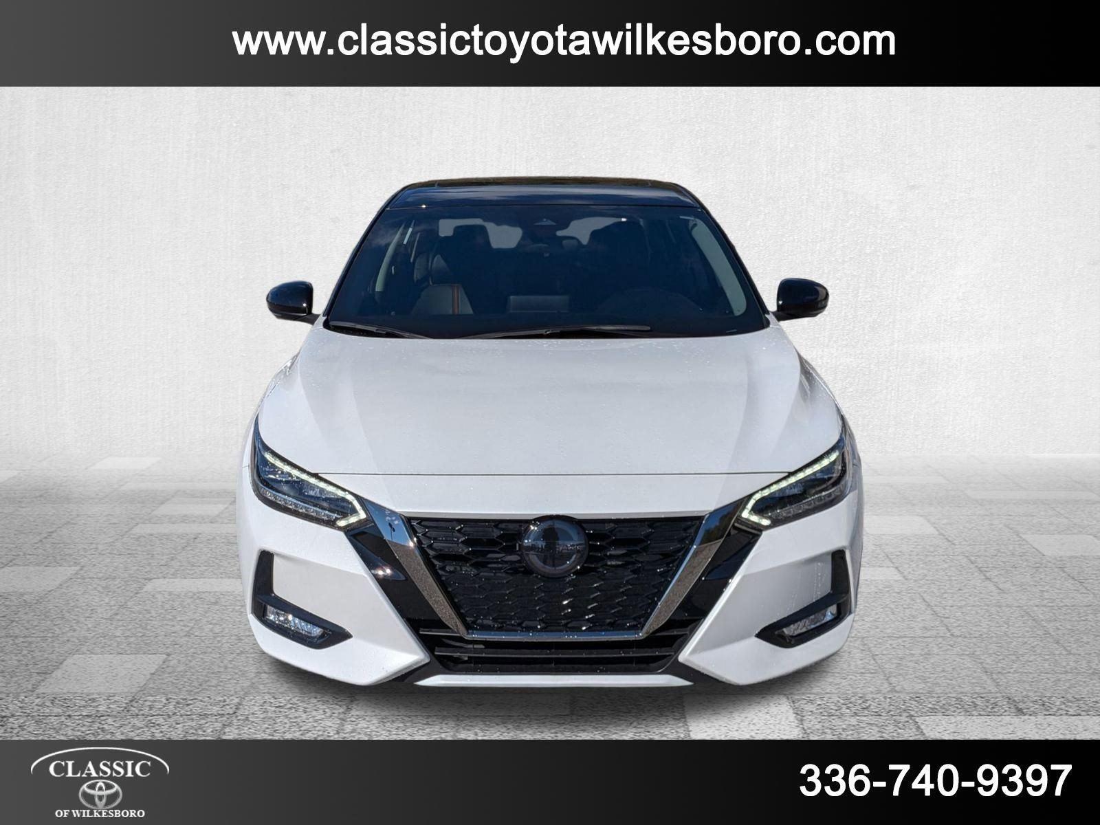 2023 Nissan Sentra SR photo 2