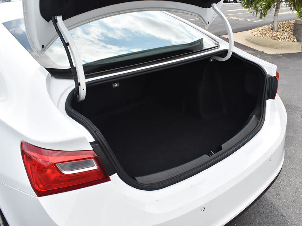 2024 Chevrolet Malibu 1LT photo 23