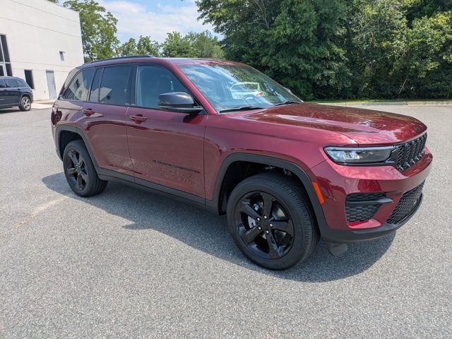 2025 Jeep Grand Cherokee Altitude X photo 2