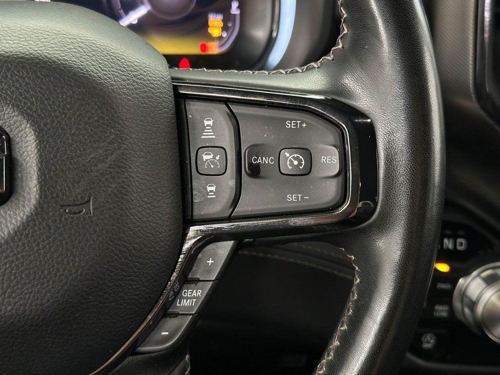 2023 Ram 1500 Limited photo 27