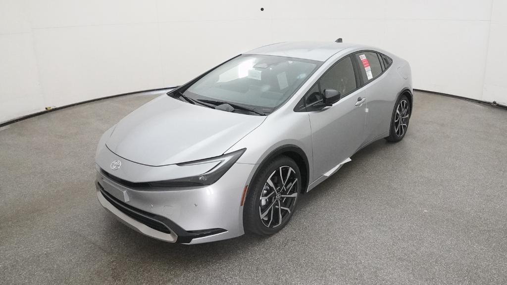 2026 Toyota Prius XSE's photo