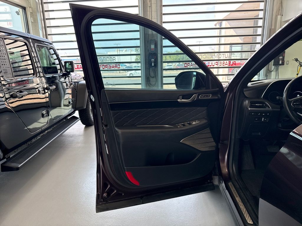 2020 Hyundai Palisade Limited photo 9