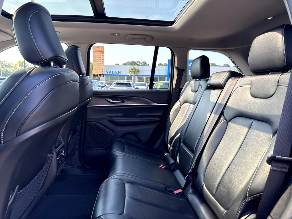2023 Jeep Grand Cherokee Limited photo 21