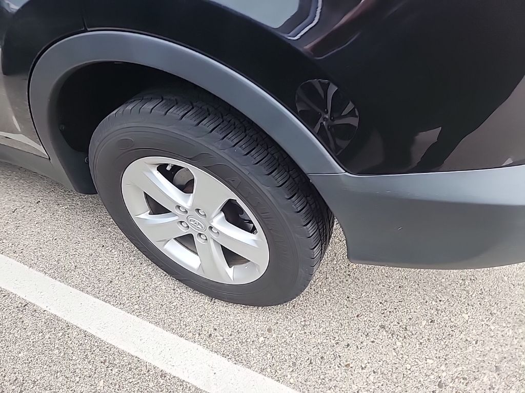 2013 Toyota RAV4 XLE photo 7