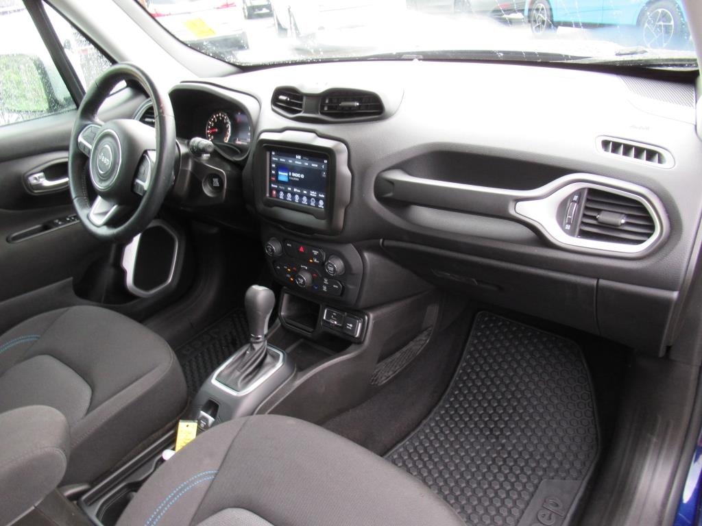 2021 Jeep Renegade Latitude photo 9