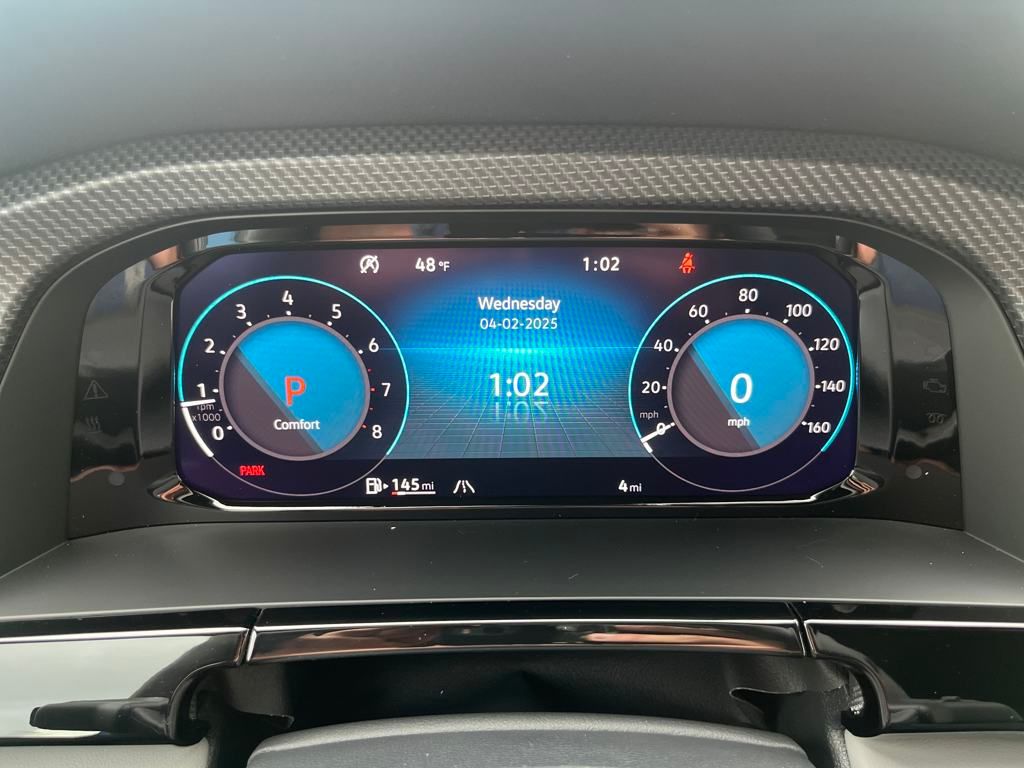 2025 Volkswagen Atlas Cross Sport SEL R-Line photo 15