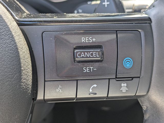 2021 Nissan Rogue SV photo 25