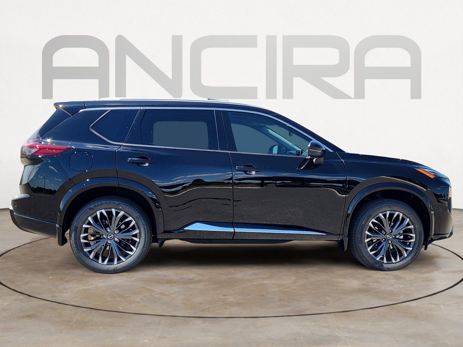 2025 Nissan Rogue Platinum photo 10