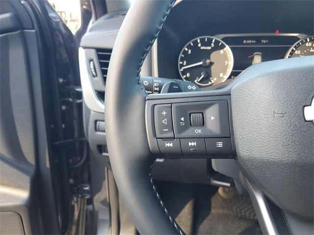 2025 Nissan Rogue SV photo 3