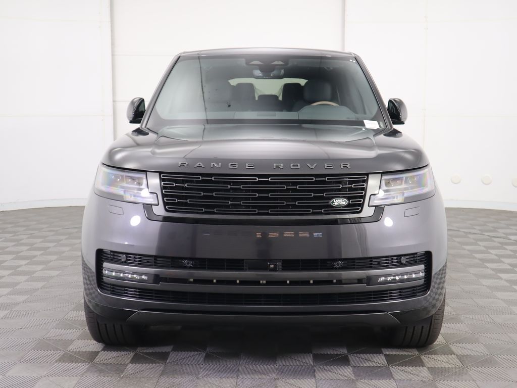 2025 Land Rover Range Rover SE photo 2