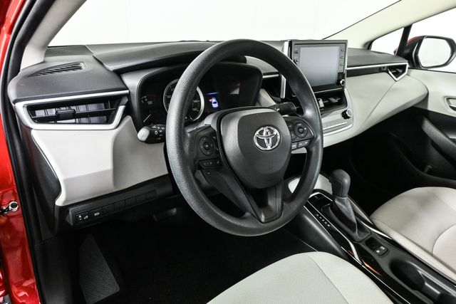 2020 Toyota Corolla LE Premium photo 4