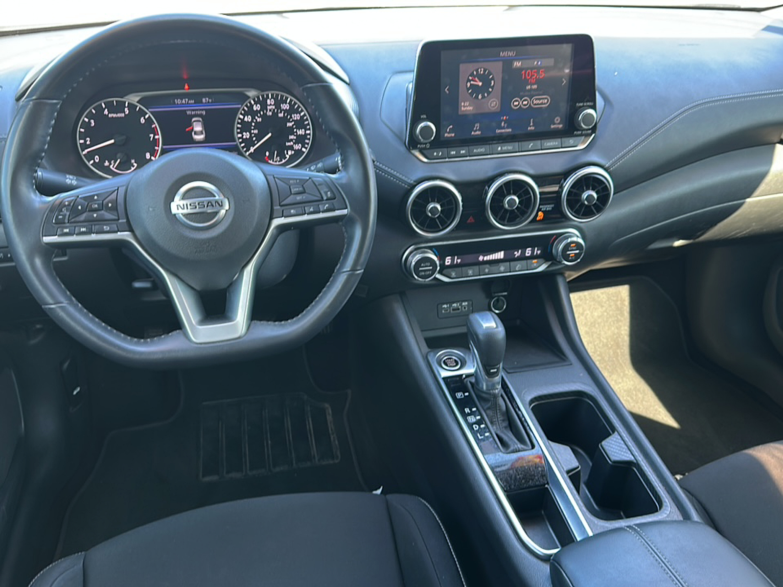 2020 Nissan Sentra SV photo 9