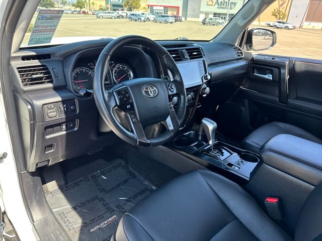 2024 Toyota 4Runner TRD Off-Road Premium photo 4