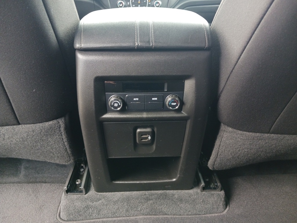 2022 Chevrolet Traverse Cloth photo 26