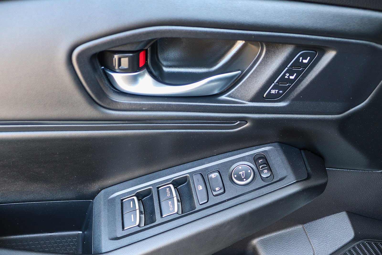 2024 Honda Accord Hybrid EX-L photo 19