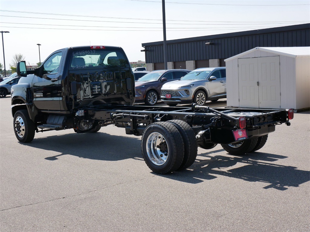2024 Chevrolet Silverado 6500HD Work Truck photo 6