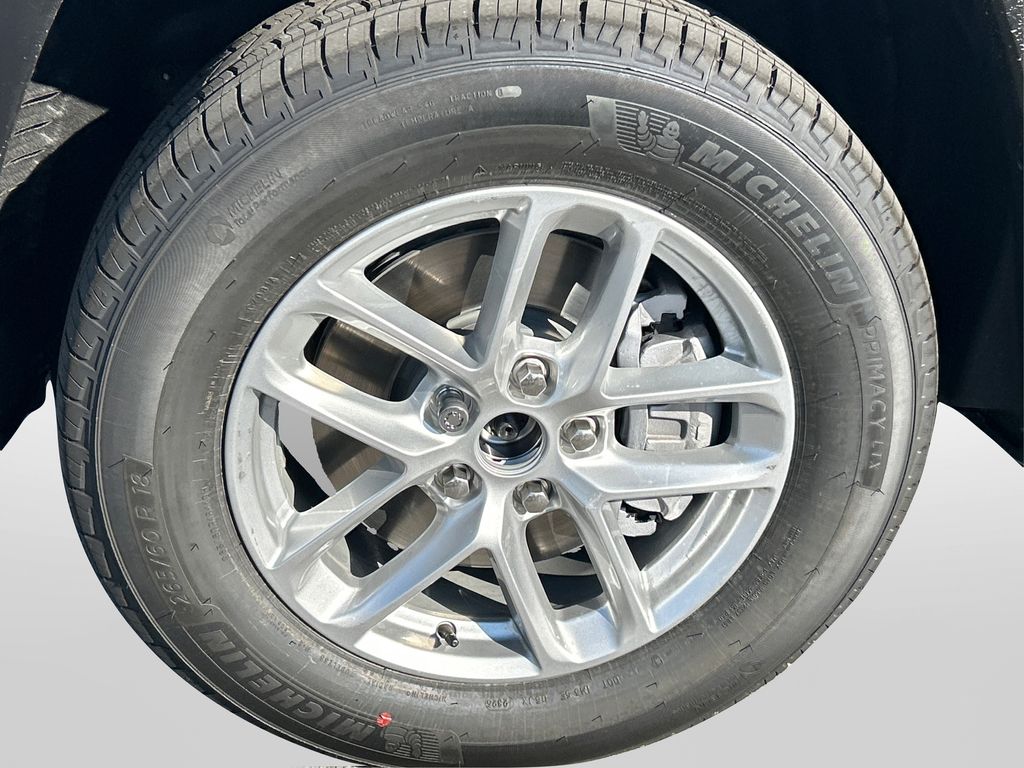 2025 Jeep Grand Cherokee Laredo X photo 9
