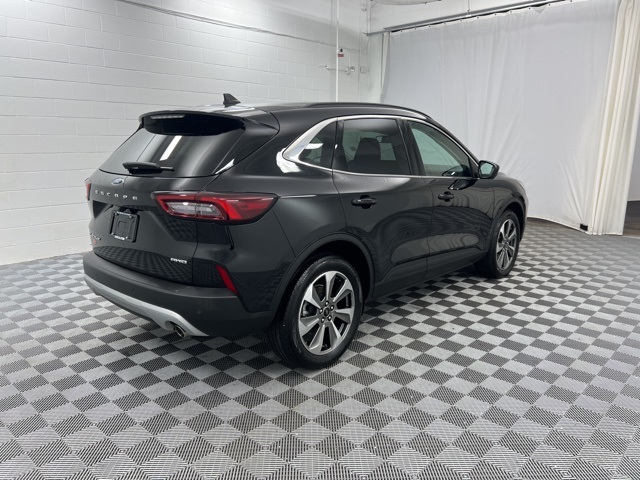 2023 Ford Escape Platinum photo 6